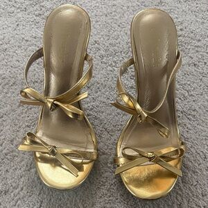 Elegant Gold Women's Sandals
